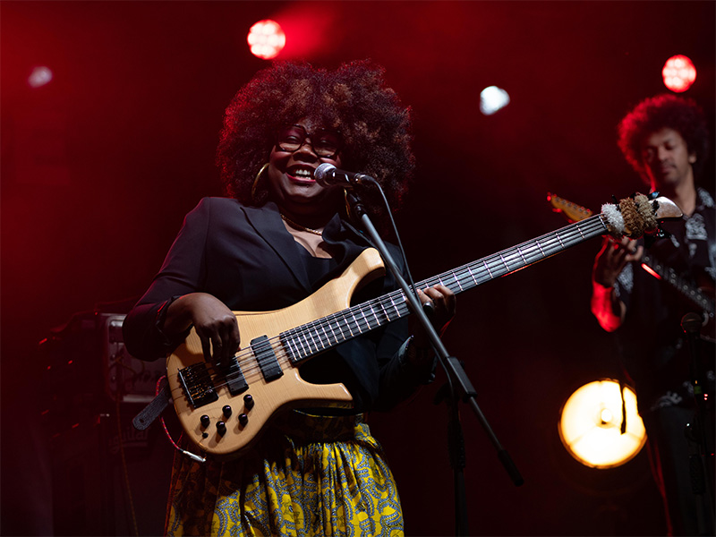 Manou Gallo brings the African Bass fire